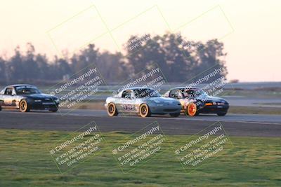 media/Jan-13-2024-CalClub SCCA (Sat) [[179f4822a7]]/Group 7/Sunset (Race)/